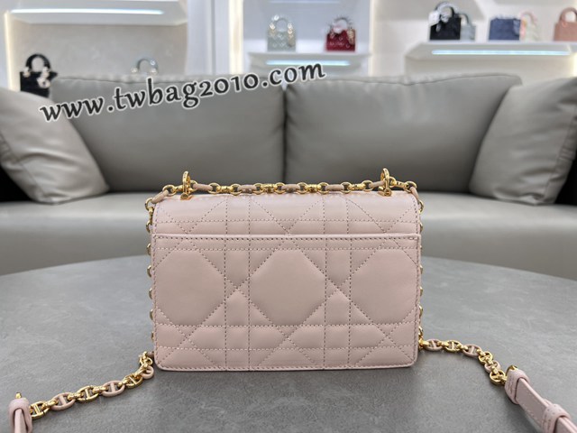 Dior专柜新款迪奥高仿原单胭脂粉链条手袋小号斜挎女包 djfk1464